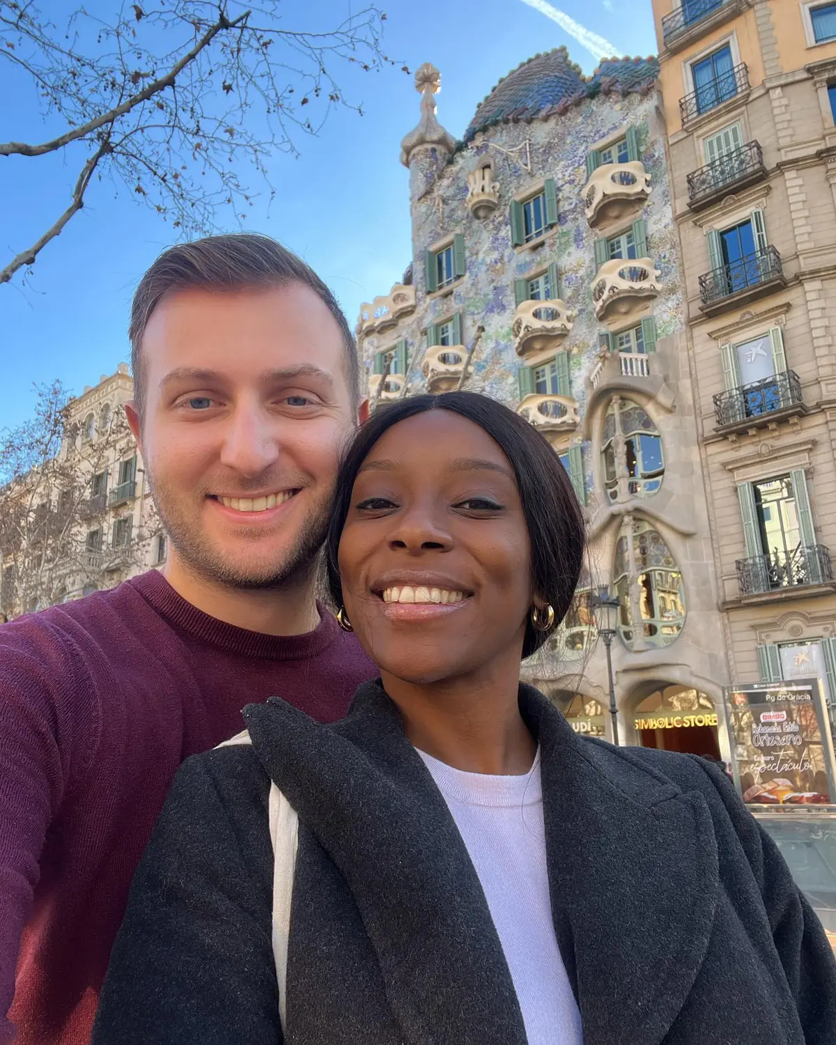 A selfie of us in front of Gaudí's Casa Batlló on Passeig de Gràcia