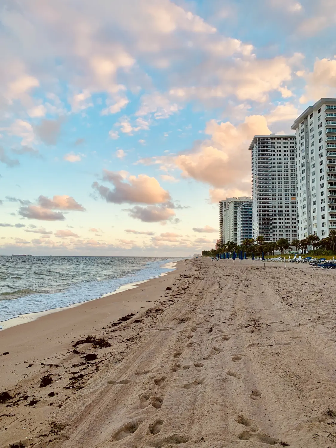 A quiet, wide stretch of Fort Lauderdale beach