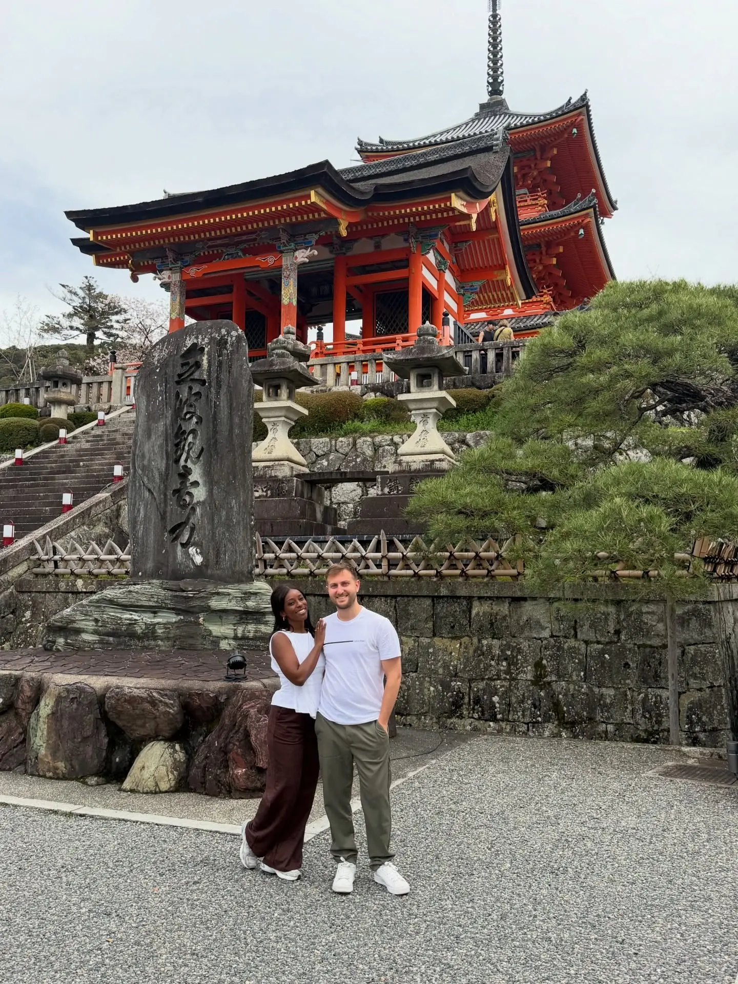 Us in front of the vermilion gate and pagoda of Kiyomizu-dera