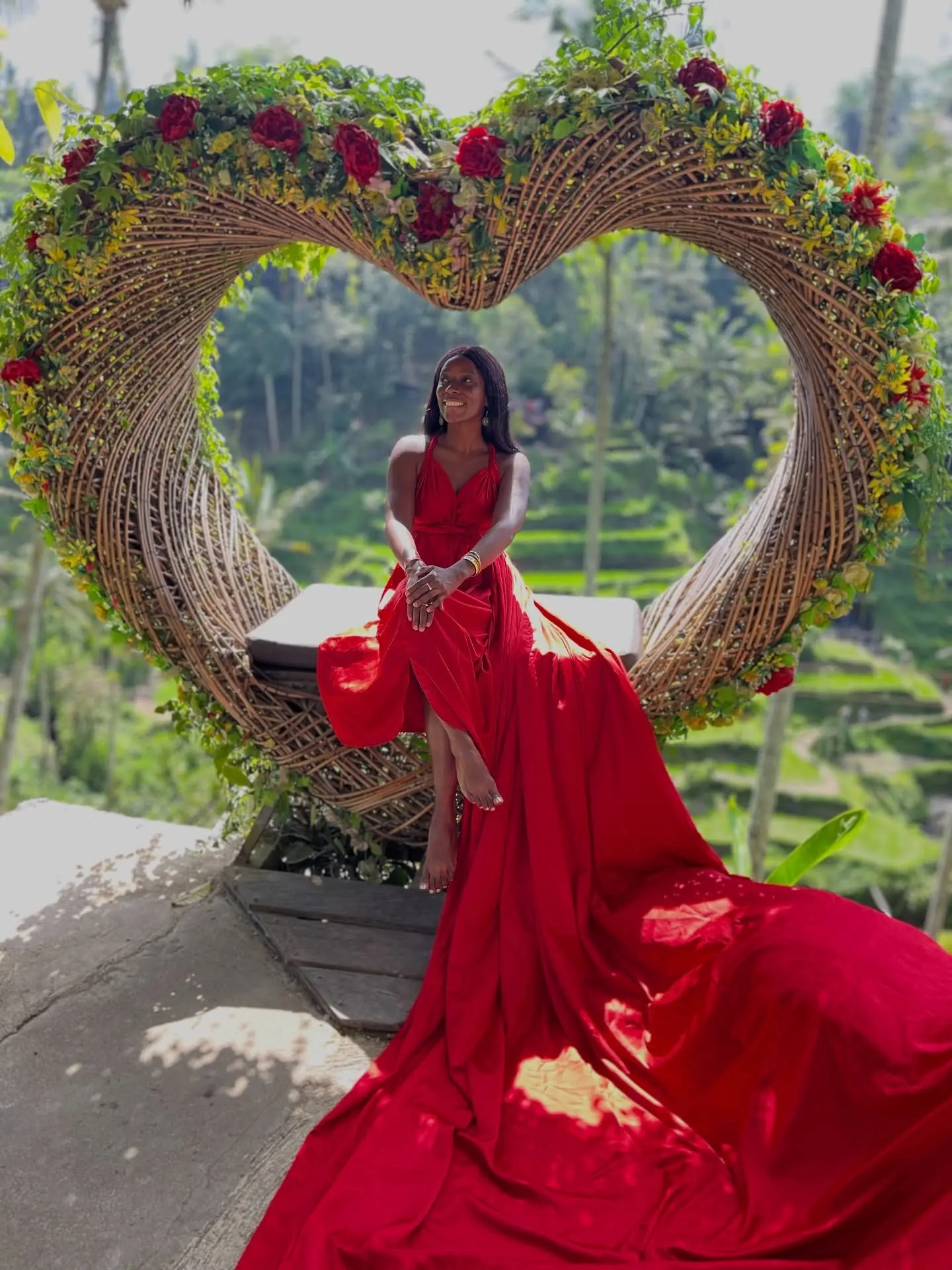 Heart nest red dress